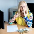 Jak banki oceniają zdolność kredytową osób bez stałych dochodów?