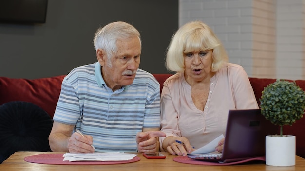 Jak mądrze odkładać na emeryturę bez pomocy państwa?