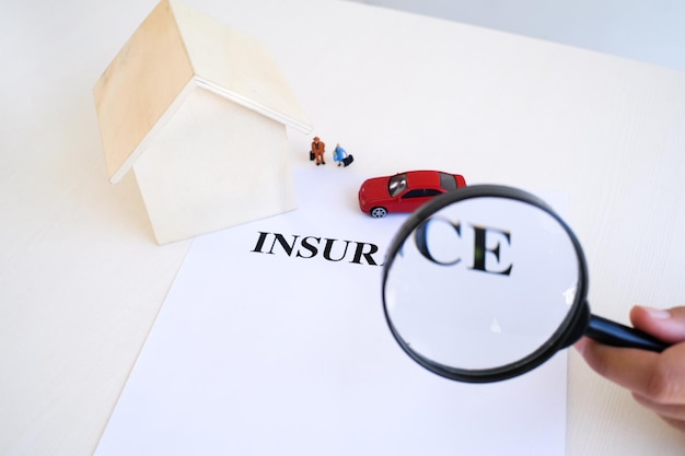 Czy można zrezygnować z polisy ubezpieczeniowej przed końcem umowy?