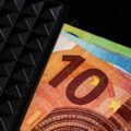 70 franków ile to zł w codziennych wydatkach?